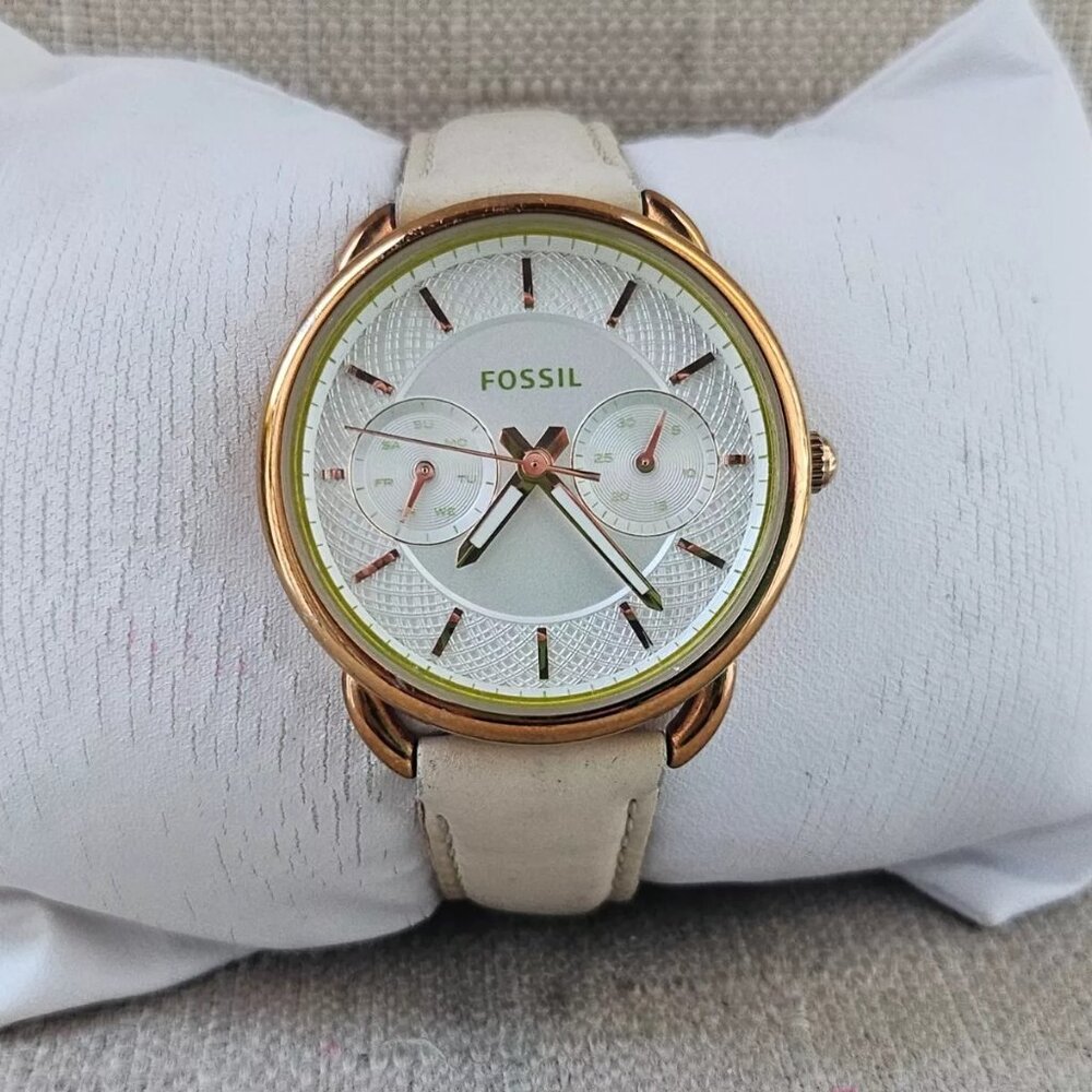 Fossil Women Wristwatch Multifunction Cream Leather Band Gold Tone Case Watch - Picture 4 of 12